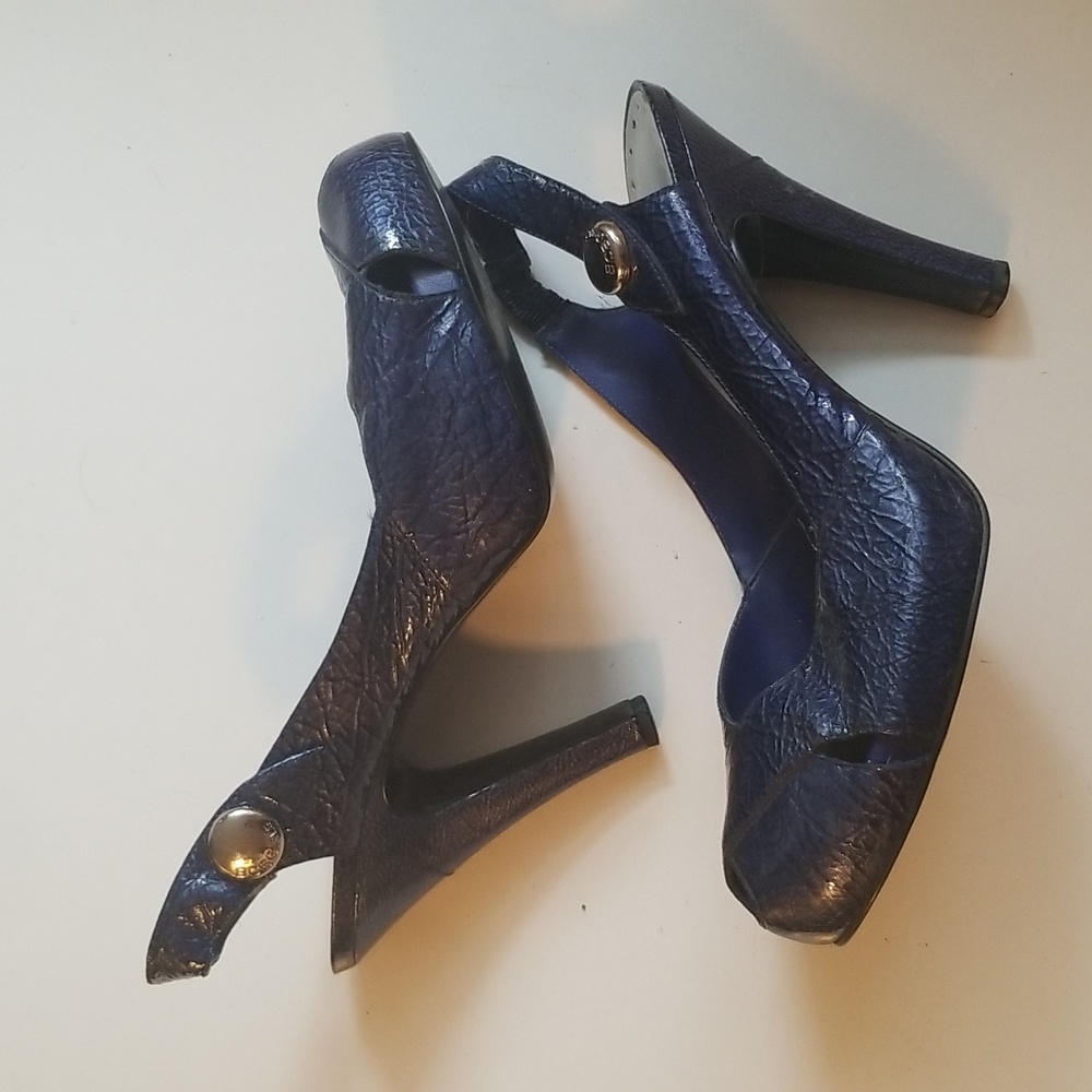 BCBG Slingbacks - Picture 2 of 7